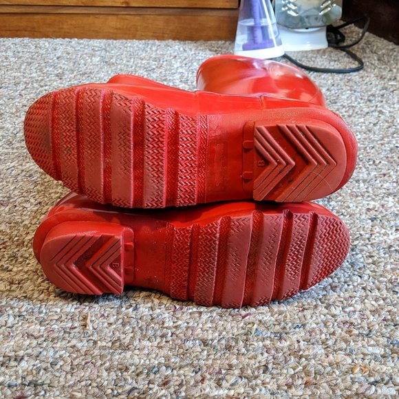 SOLD || Hunter Red Gloss Tall Boots - Picture 8 of 8